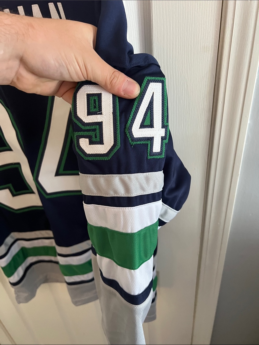Hartford Whalers Hockey Jersey - Brendan Shanahan - Team Style Pullover - Picture 3 of 4